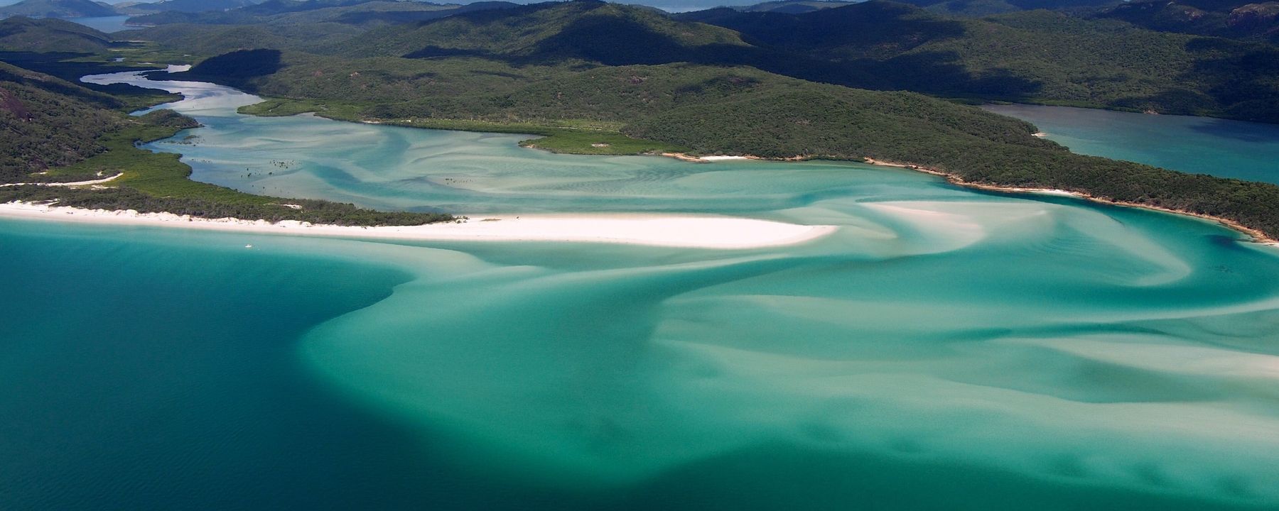 Aerial view of Hill Inlet and Whitehaven Beach in the Whitsunday Islands